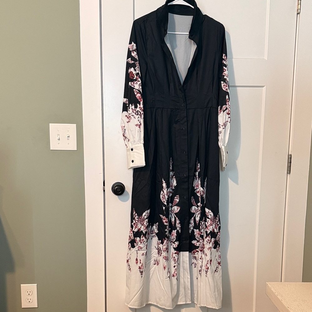 Elegant Black and White Floral Maxi Dress